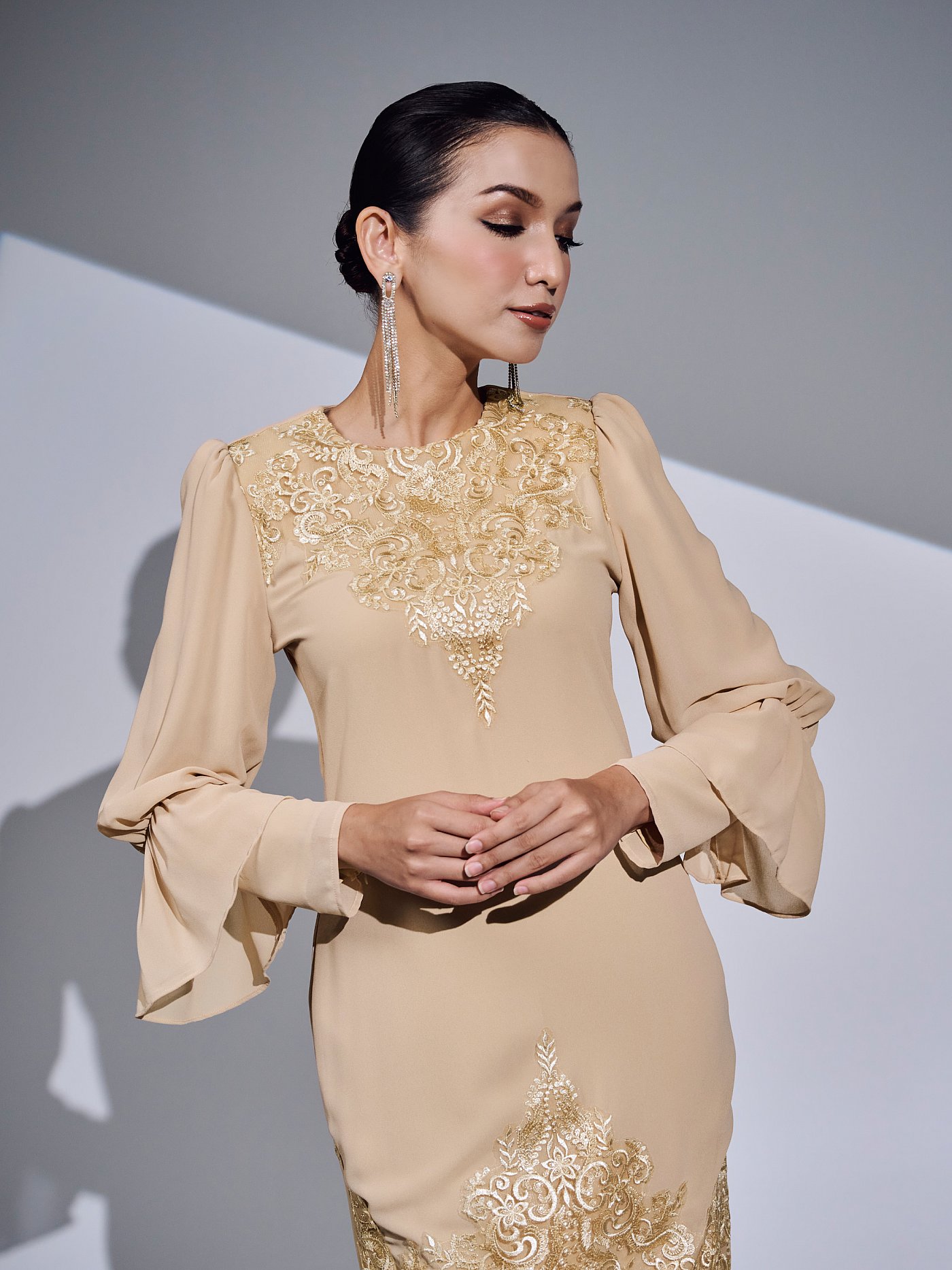 JOVANI KURUNG - GOLD