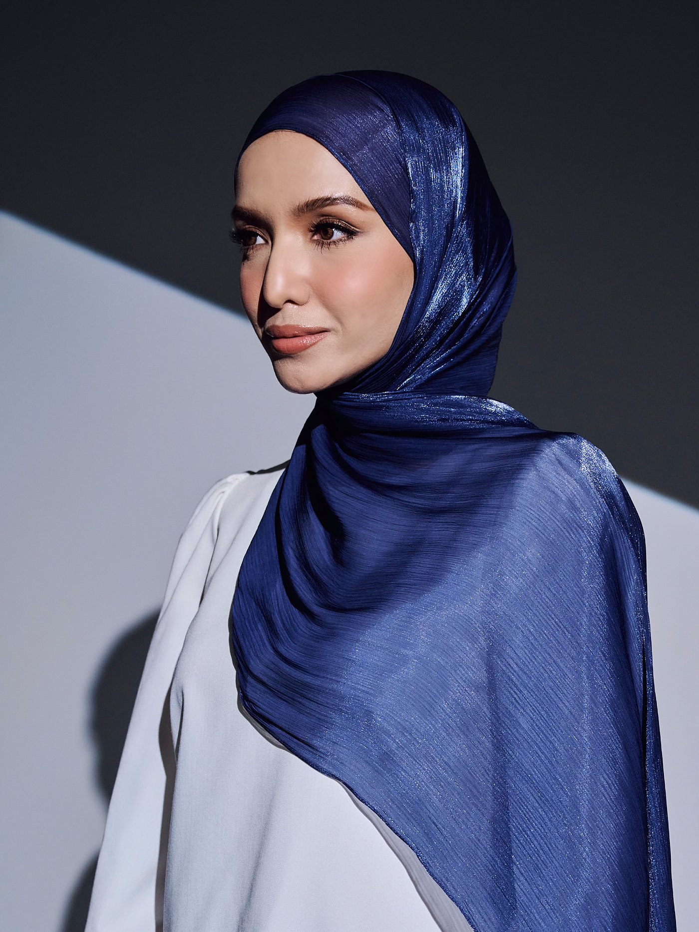 VIORA SHIMMER SHAWL - NAVY