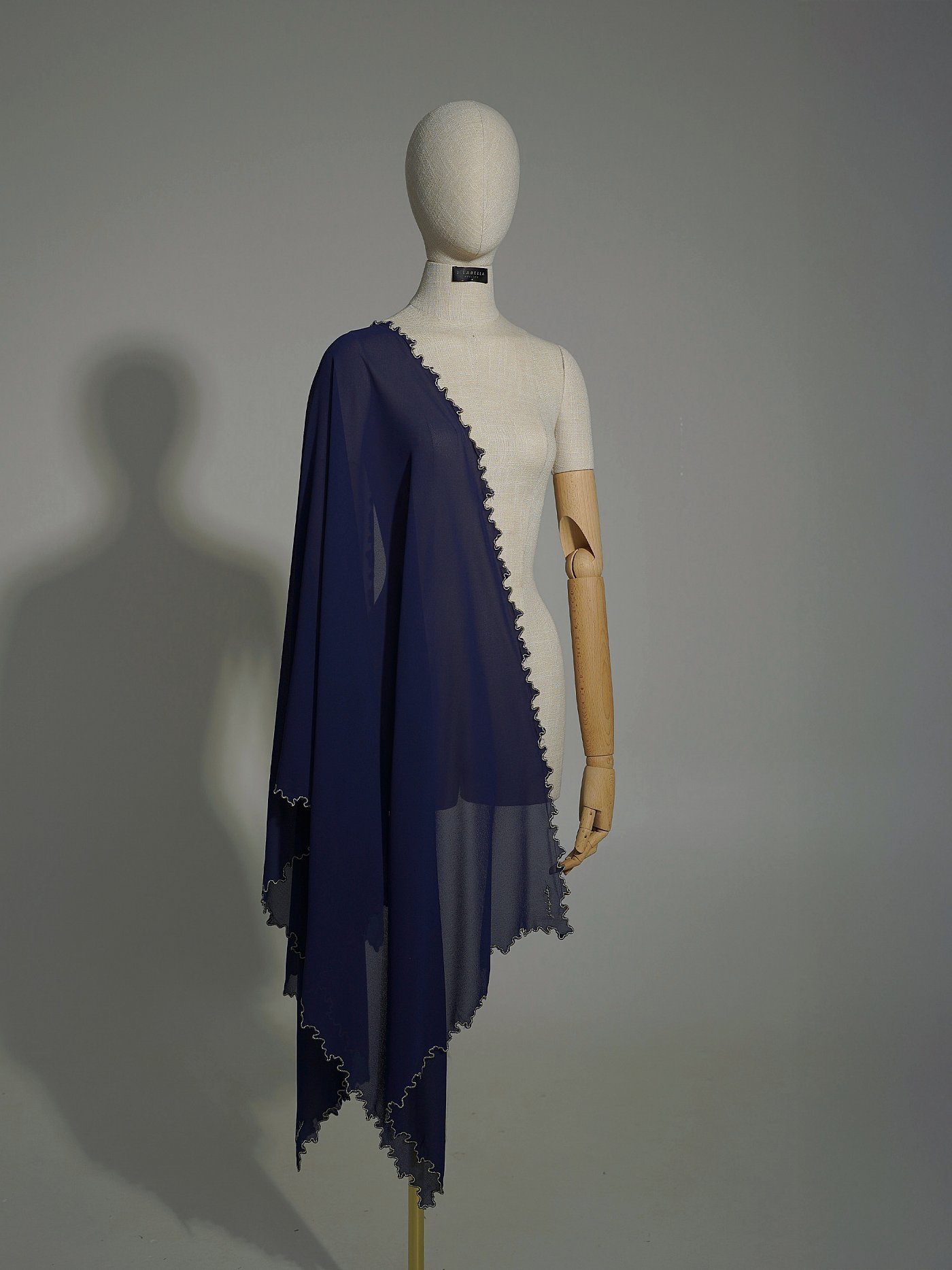 CLARA SELENDANG - NAVY