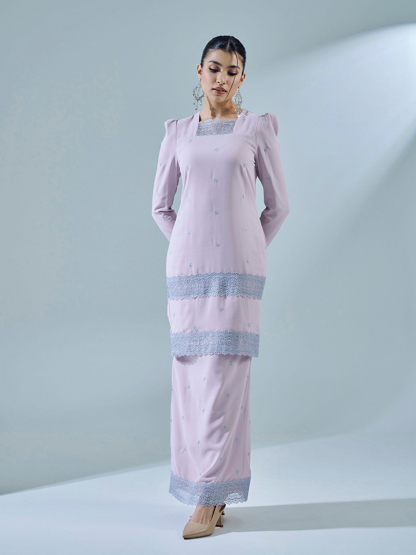 HELLYNA KURUNG - ORCHID ICE