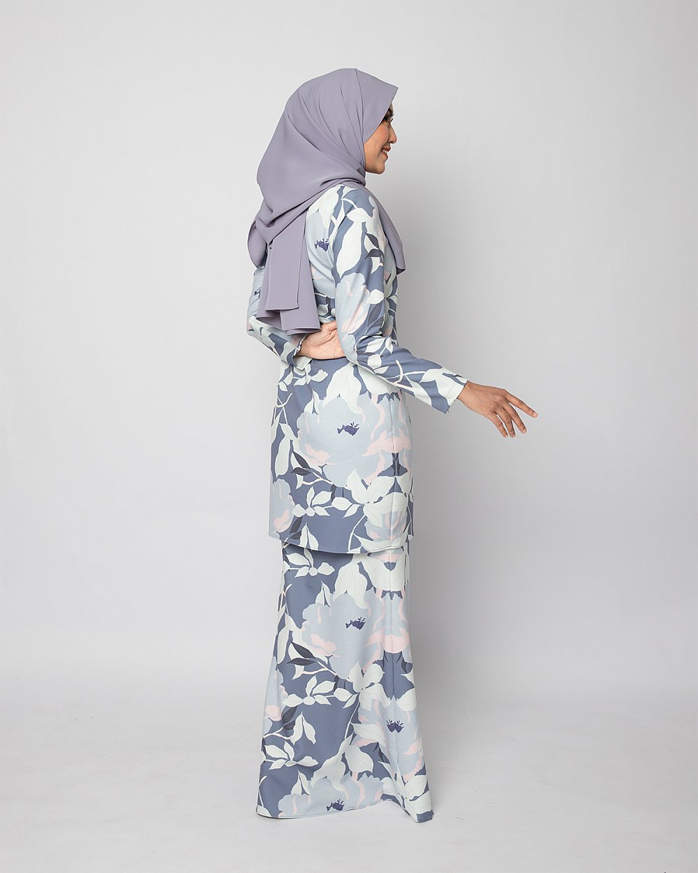 NELLYSA KURUNG - INFINITY GREY
