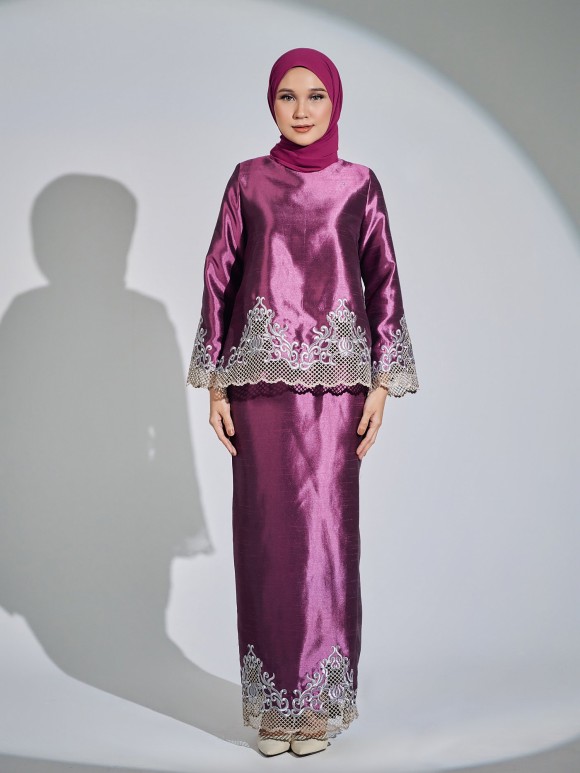 JUWITA KURUNG - MAGENTA PURPLE JUWITA KURUNG - MAGENTA PURPLE