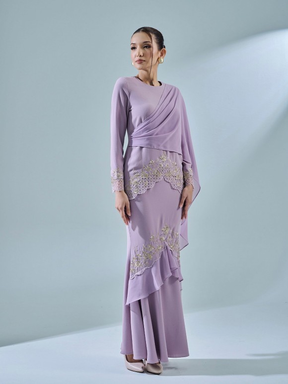 ARIANA KURUNG - VIOLET ICE ARIANA KURUNG - VIOLET ICE