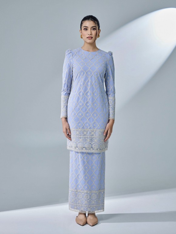 ELHANA KURUNG - SERENITY BLUE ELHANA KURUNG - SERENITY BLUE