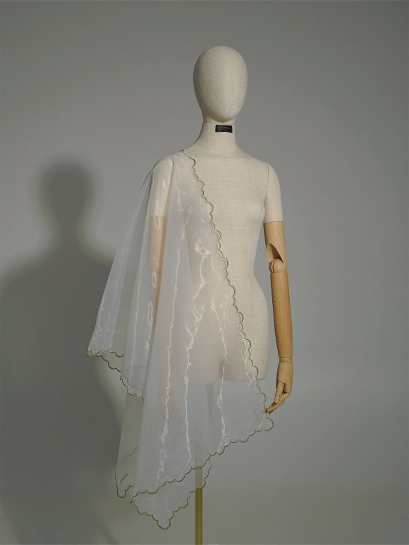 LOWELLE SELENDANG - OFF WHITE LOWELLE SELENDANG - OFF WHITE