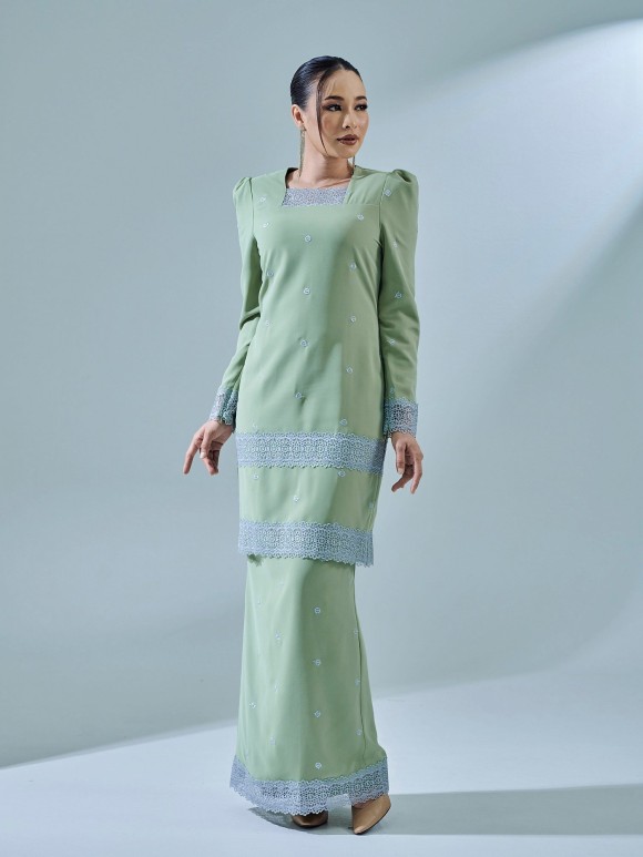 HELLYNA KURUNG - MAGARITA GREEN HELLYNA KURUNG - MAGARITA GREEN