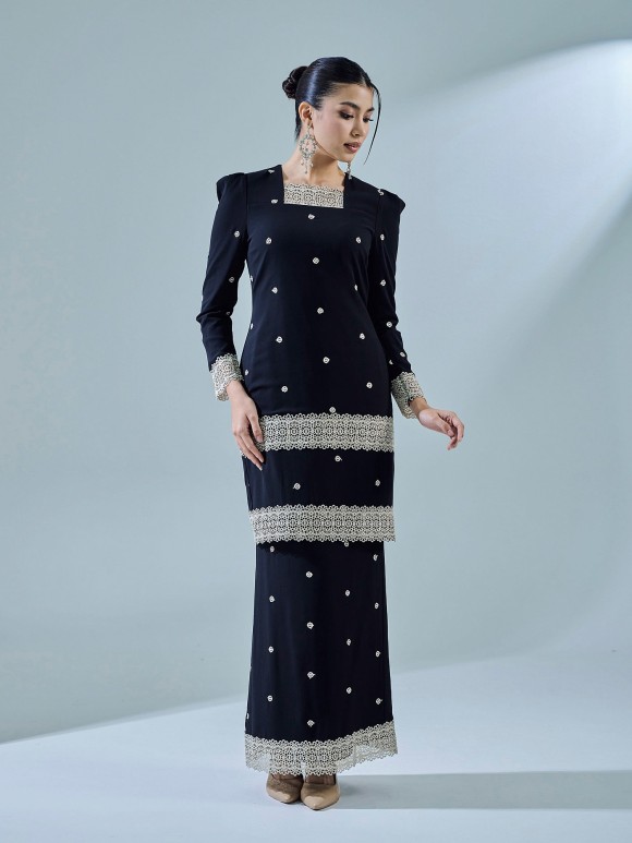 HELLYNA KURUNG - BLACK HELLYNA KURUNG - BLACK