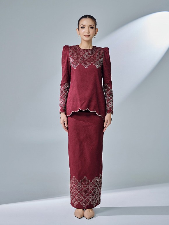 WARDAH KURUNG - MAROON WARDAH KURUNG - MAROON