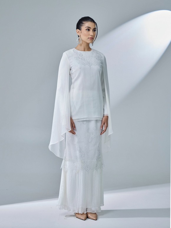 ESMIRIA KURUNG - OFF WHITE ESMIRIA KURUNG - OFF WHITE