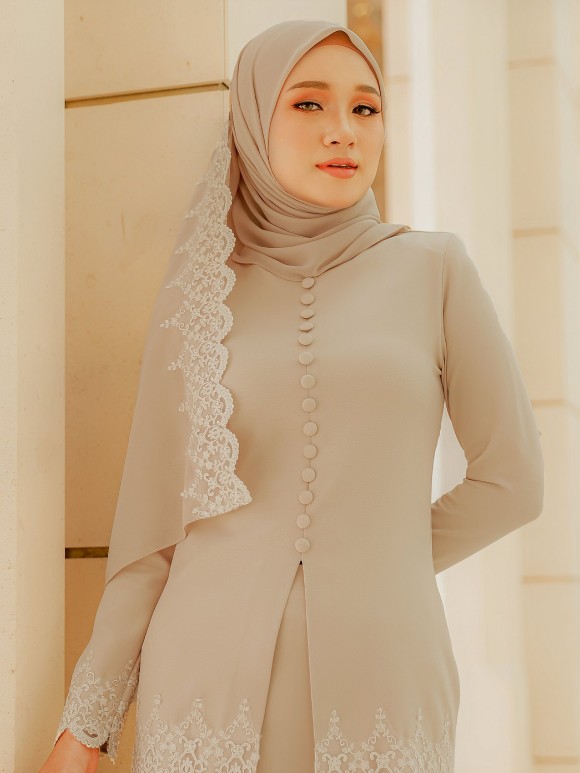 ZEHRA SHAWL - NUDE OLIVE ZEHRA SHAWL - NUDE OLIVE