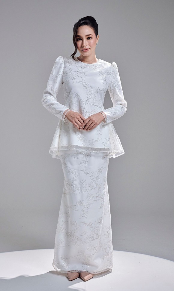 DELISHA KURUNG - OFF WHITE DELISHA KURUNG - OFF WHITE