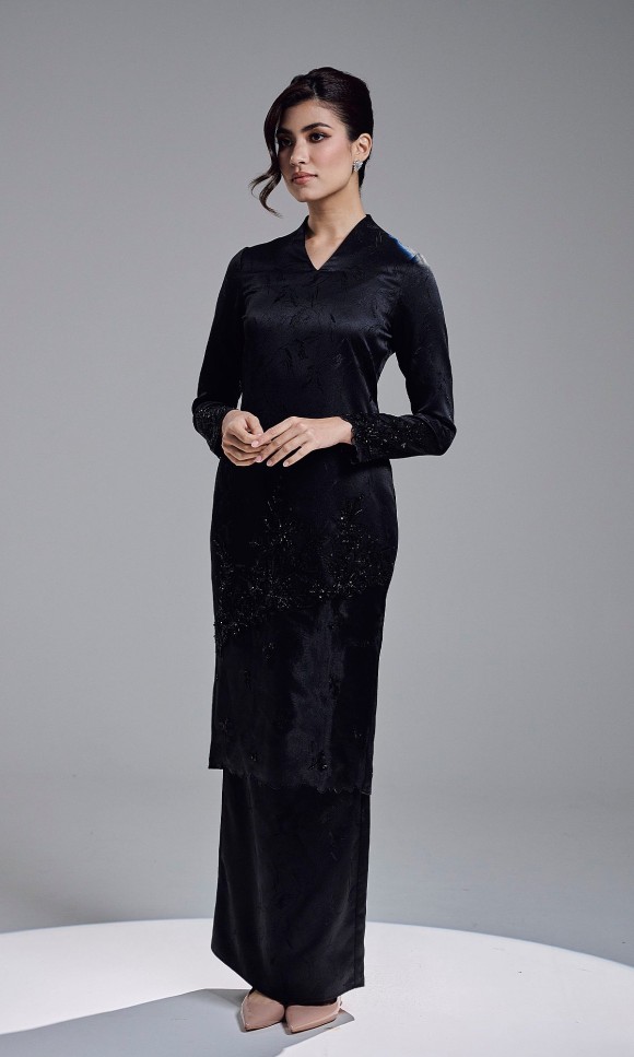 ESVARIA KURUNG - BLACK ESVARIA KURUNG - BLACK