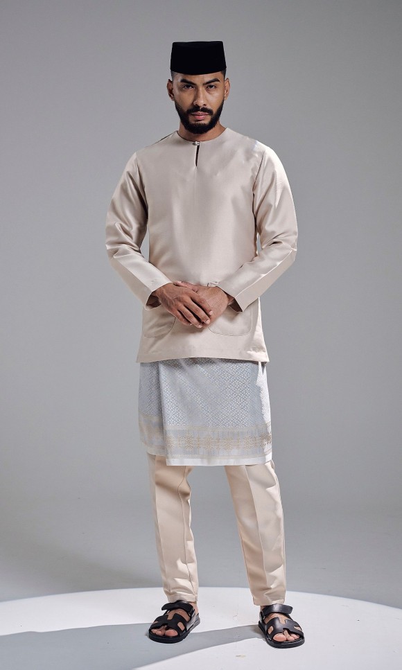 AZRAVI BAJU MELAYU - CHAMPAGNE AZRAVI BAJU MELAYU - CHAMPAGNE