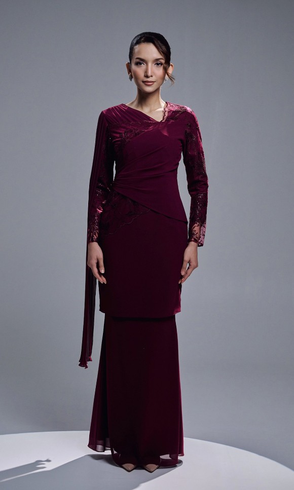 VERIANA KURUNG - BURGUNDY VERIANA KURUNG - BURGUNDY