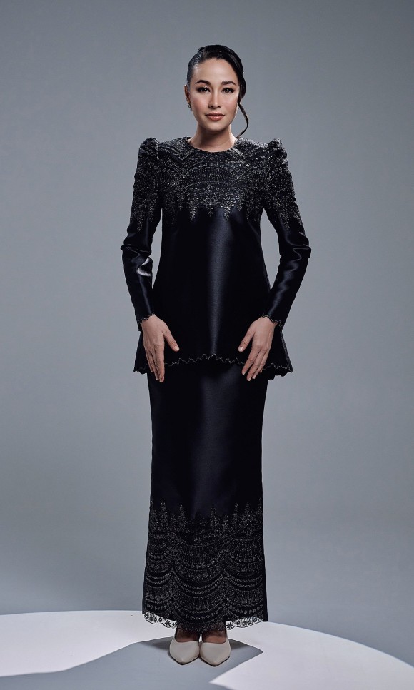 GLORIA KURUNG - BLACK GLORIA KURUNG - BLACK