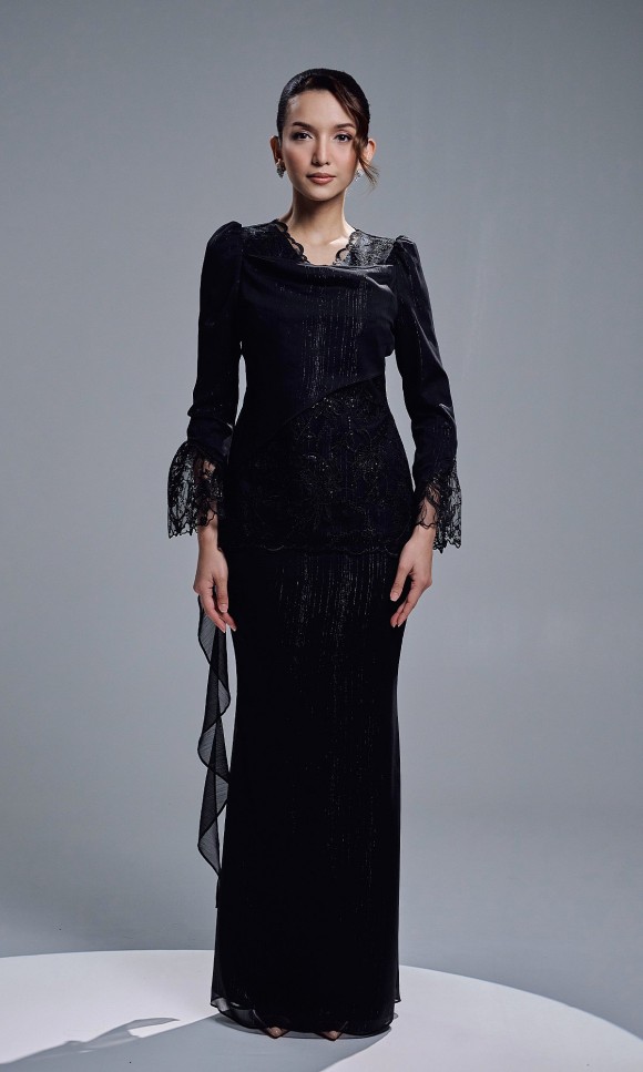 WAIDURI KURUNG - BLACK WAIDURI KURUNG - BLACK