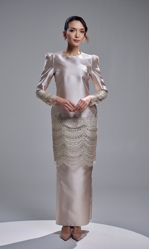 DAHLIA KURUNG - CHAMPAGNE DAHLIA KURUNG - CHAMPAGNE