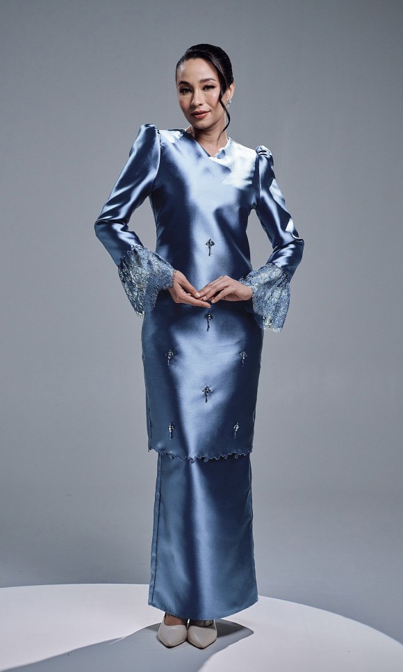 NAZIRA KURUNG - ASH BLUE NAZIRA KURUNG - ASH BLUE