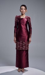 CALIS KURUNG - BURGUNDY CALIS KURUNG - BURGUNDY