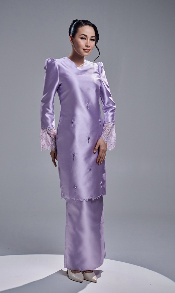 NAZIRA KURUNG - LILAC PURPLE NAZIRA KURUNG - LILAC PURPLE
