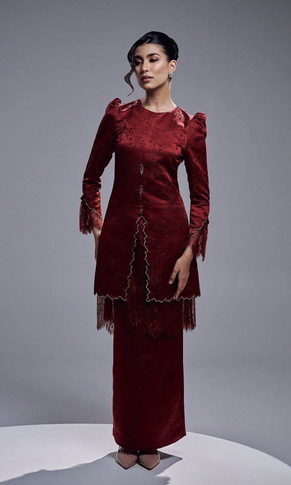 ELVARIN KURUNG - MAROON RED ELVARIN KURUNG - MAROON RED
