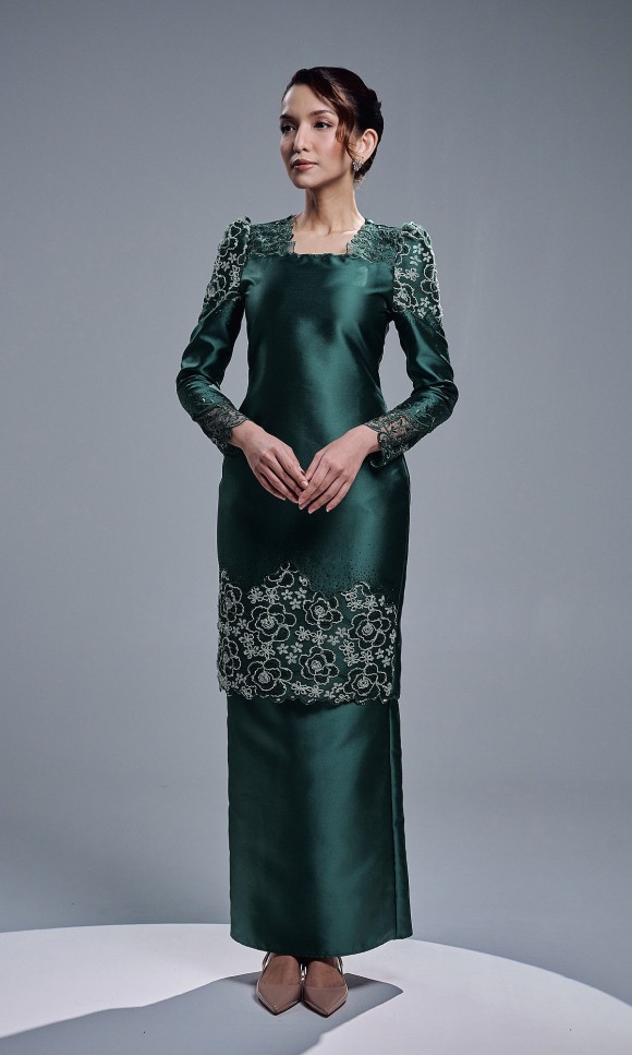 CALIS KURUNG - EMERALD CALIS KURUNG - EMERALD