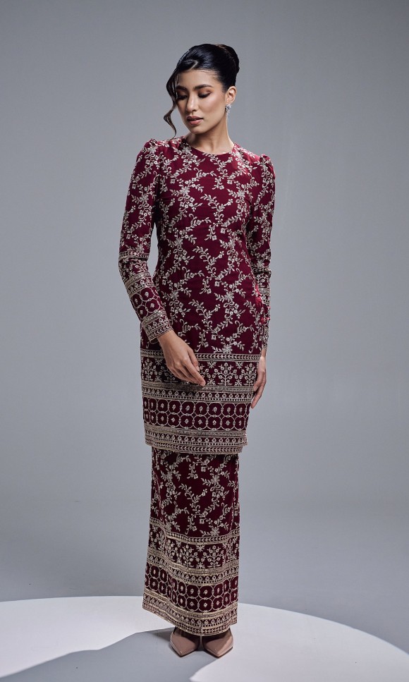 ARISYA KURUNG - BURGUNDY ARISYA KURUNG - BURGUNDY