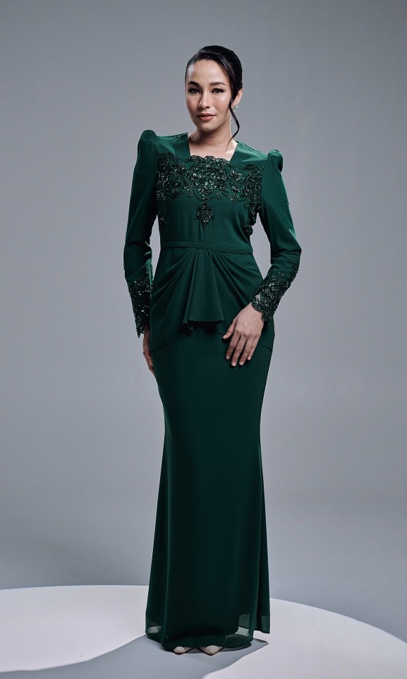 ASRIVIA DRESS - EMERALD ASRIVIA DRESS - EMERALD