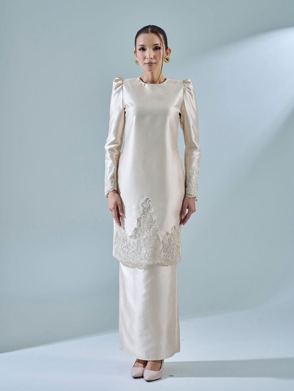 RATNAA KURUNG - IVORY GOLD RATNAA KURUNG - IVORY GOLD