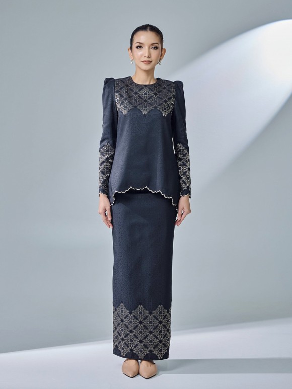 WARDAH KURUNG - BLACK WARDAH KURUNG - BLACK