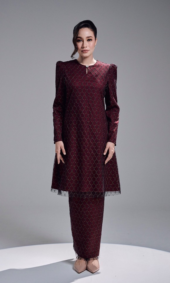 CELINE KURUNG - MAROON CELINE KURUNG - MAROON