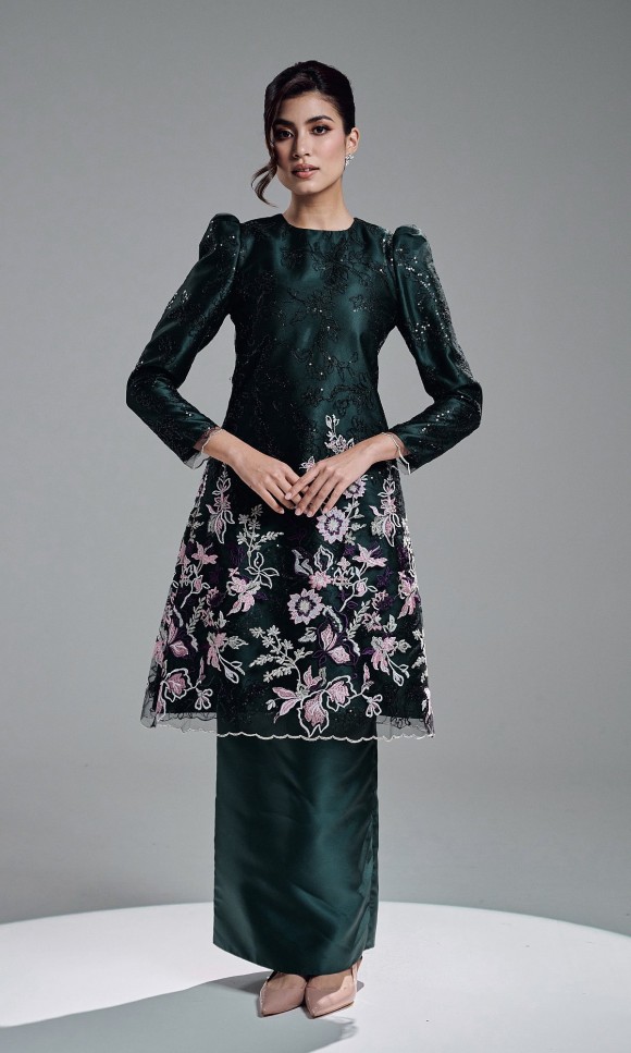 ESTELLA KURUNG 2.0 - DARK EMERALD ESTELLA KURUNG 2.0 - DARK EMERALD