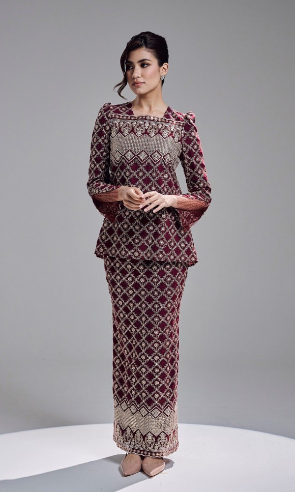 ESHANA KURUNG - BURGUNDY ESHANA KURUNG - BURGUNDY