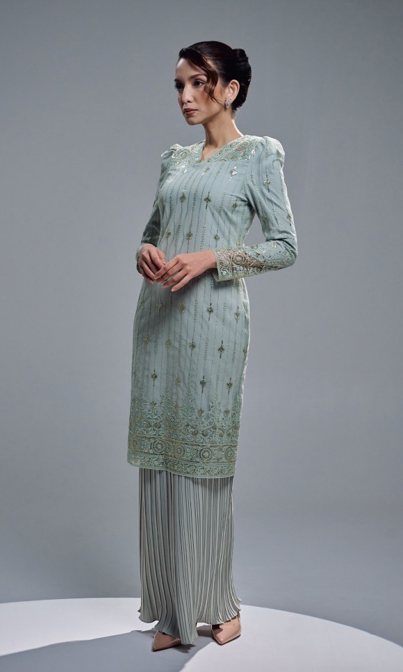 CLARISSA KURUNG - SAGE GREEN CLARISSA KURUNG - SAGE GREEN