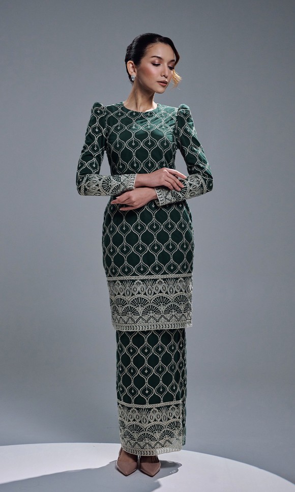 ELVIANA KURUNG - EMERALD ELVIANA KURUNG - EMERALD