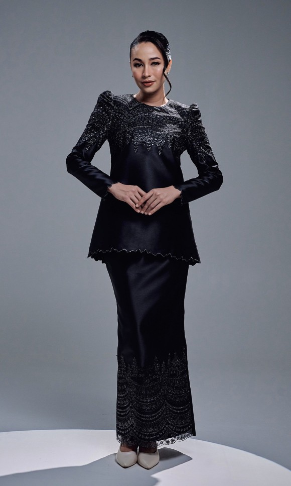 GLORIA KURUNG - BLACK GLORIA KURUNG - BLACK