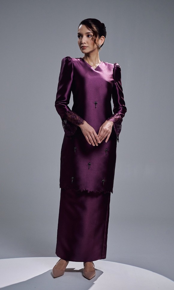 NAZIRA KURUNG - DARK PURPLE NAZIRA KURUNG - DARK PURPLE