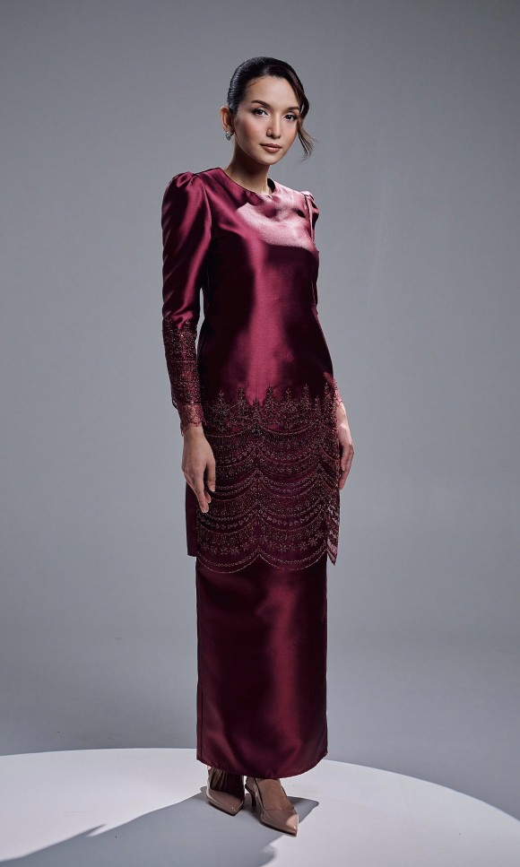 DAHLIA KURUNG - BURGUNDY DAHLIA KURUNG - BURGUNDY