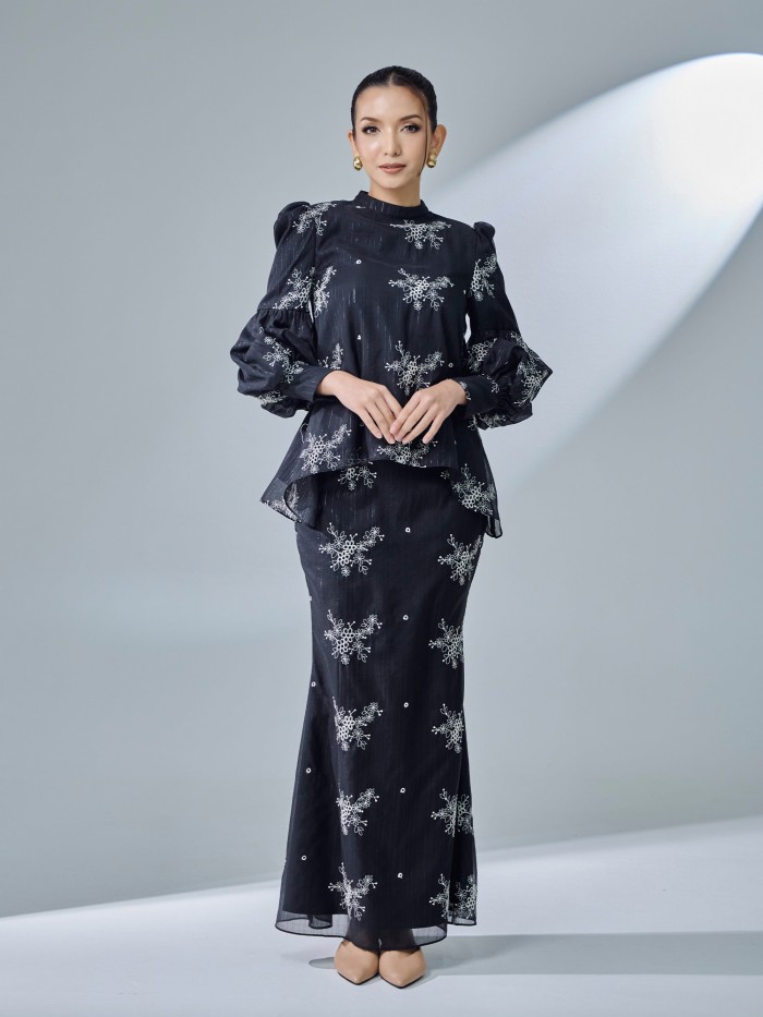 ARIA KURUNG - BLACK