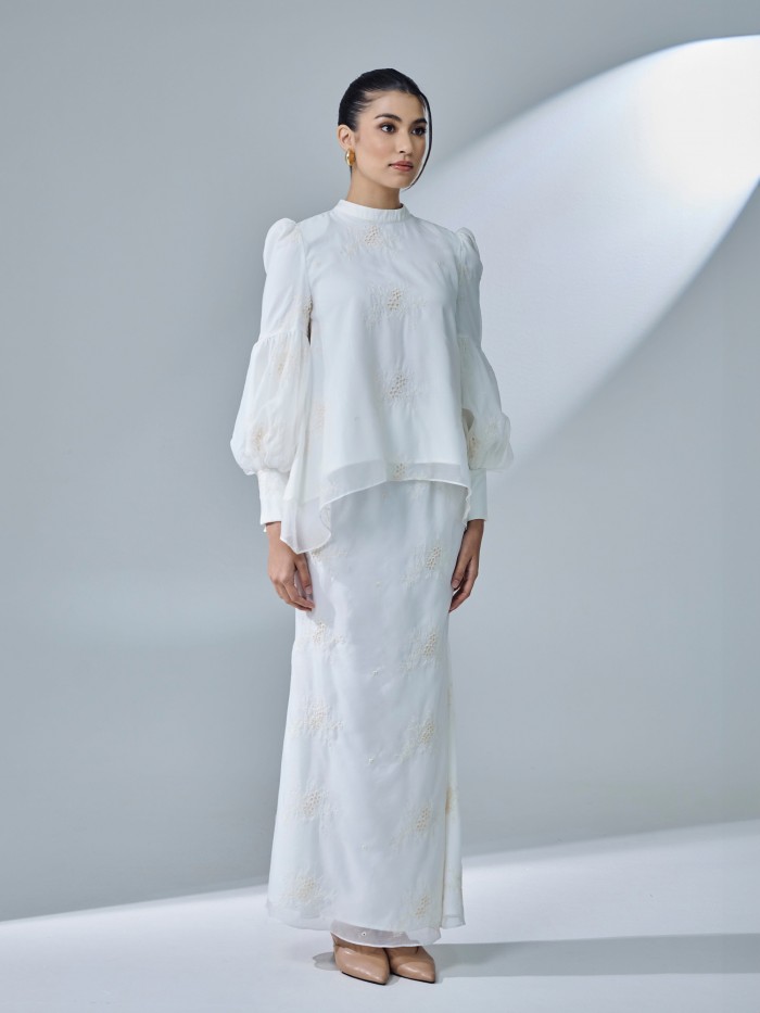 ARIA KURUNG - OFF WHITE