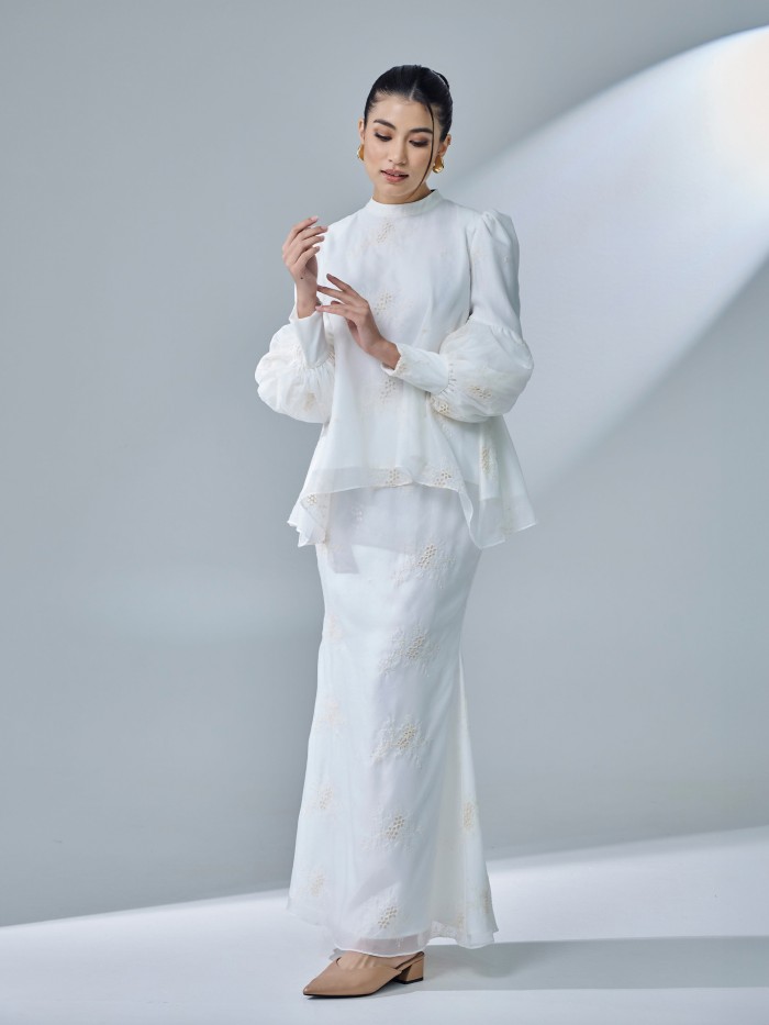 ARIA KURUNG - OFF WHITE