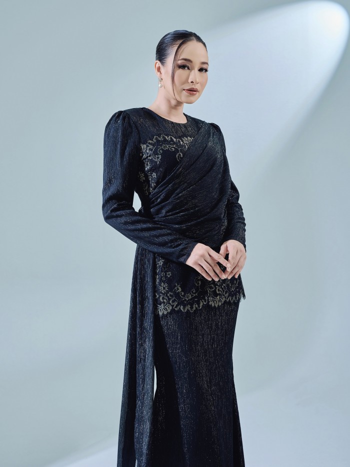 RESTIKA KURUNG - BLACK