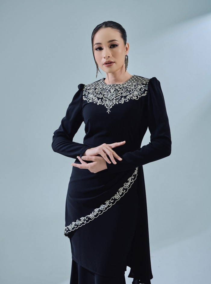 TIYANA KURUNG - BLACK