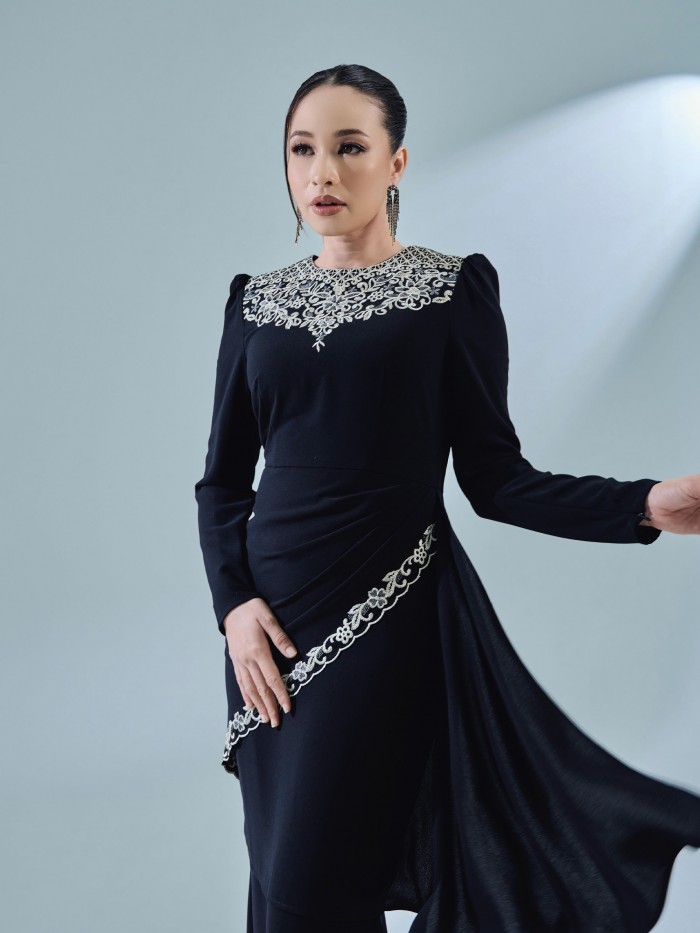 TIYANA KURUNG - BLACK