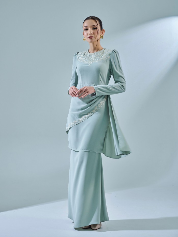 TIYANA KURUNG - SAGE GREEN