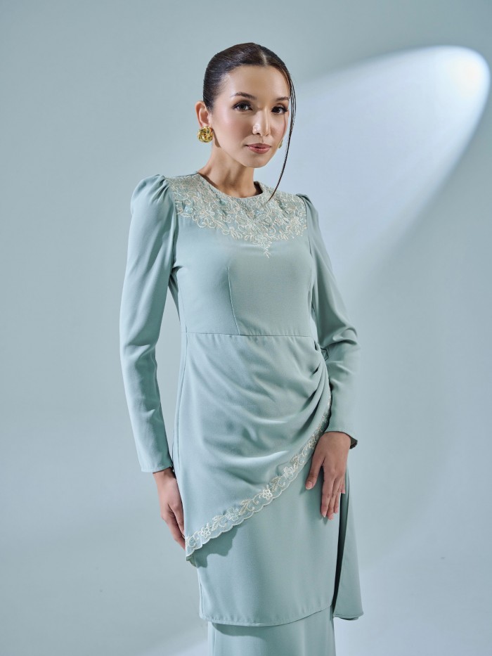 TIYANA KURUNG - SAGE GREEN