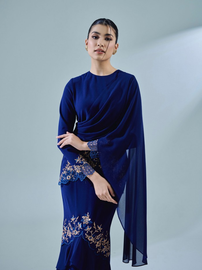 ARIANA KURUNG - NAVY