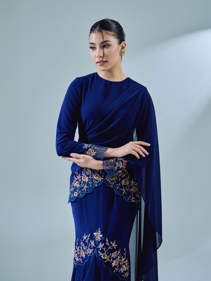 ARIANA KURUNG - NAVY