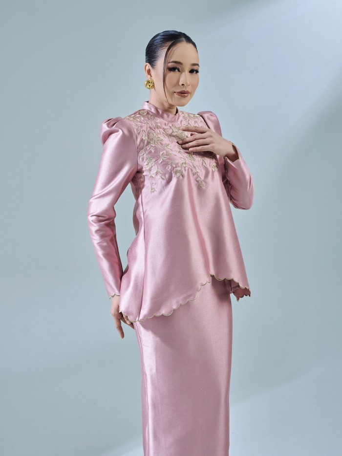 HERITA KURUNG - CORAL PINK