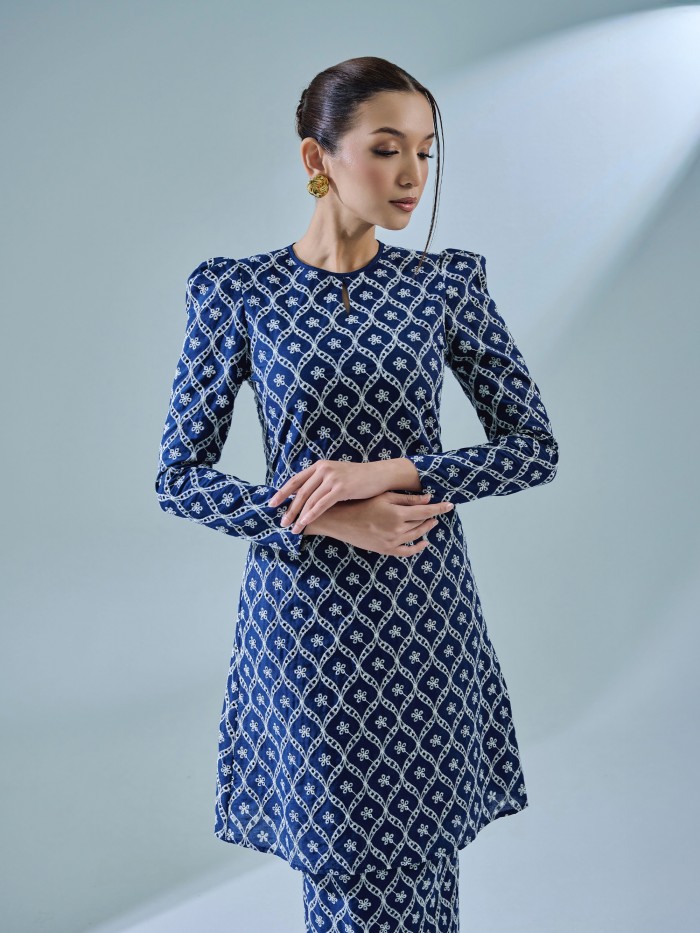 LEONA KURUNG - NAVY